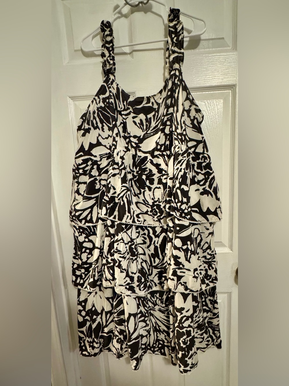 torrid Black & White Floral Tiered Midi Dress